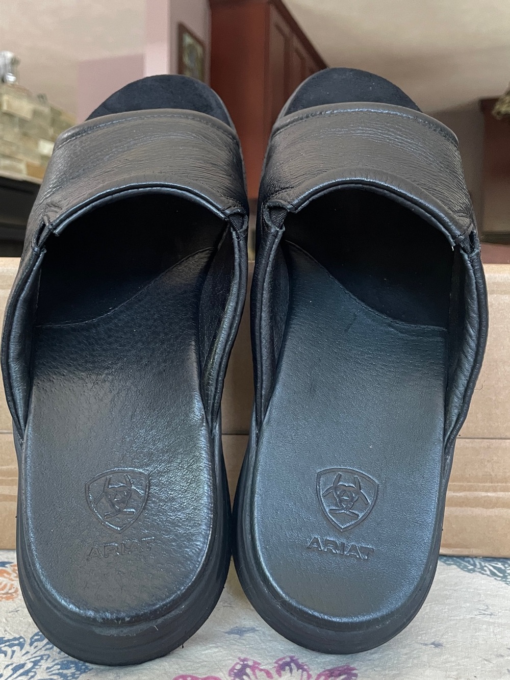 ARIAT Black Leather Slide Sandals - Women’s 9 - Picture 2 of 6